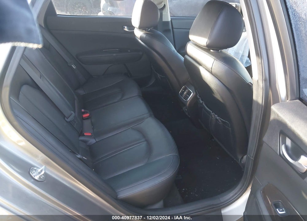 2018 KIA OPTIMA VIN: 5XXGU4L37JG260668