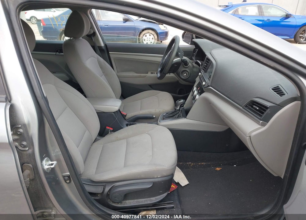 2019 HYUNDAI ELANTRA SEL VIN: KMHD84LF1KU770197