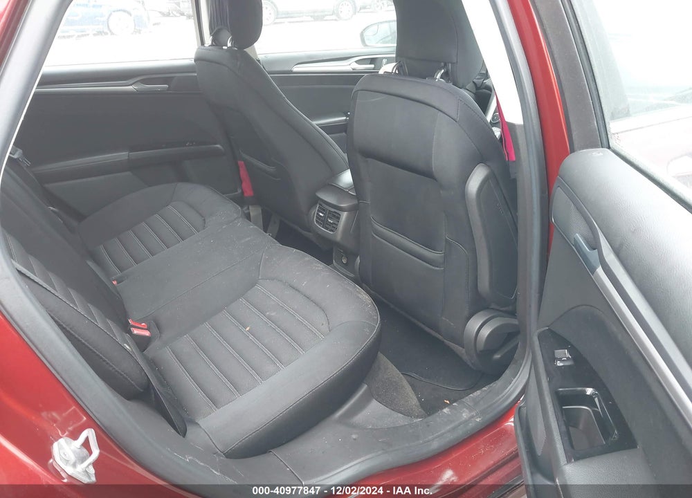 2014 FORD FUSION SE VIN: 3FA6P0H71ER388182