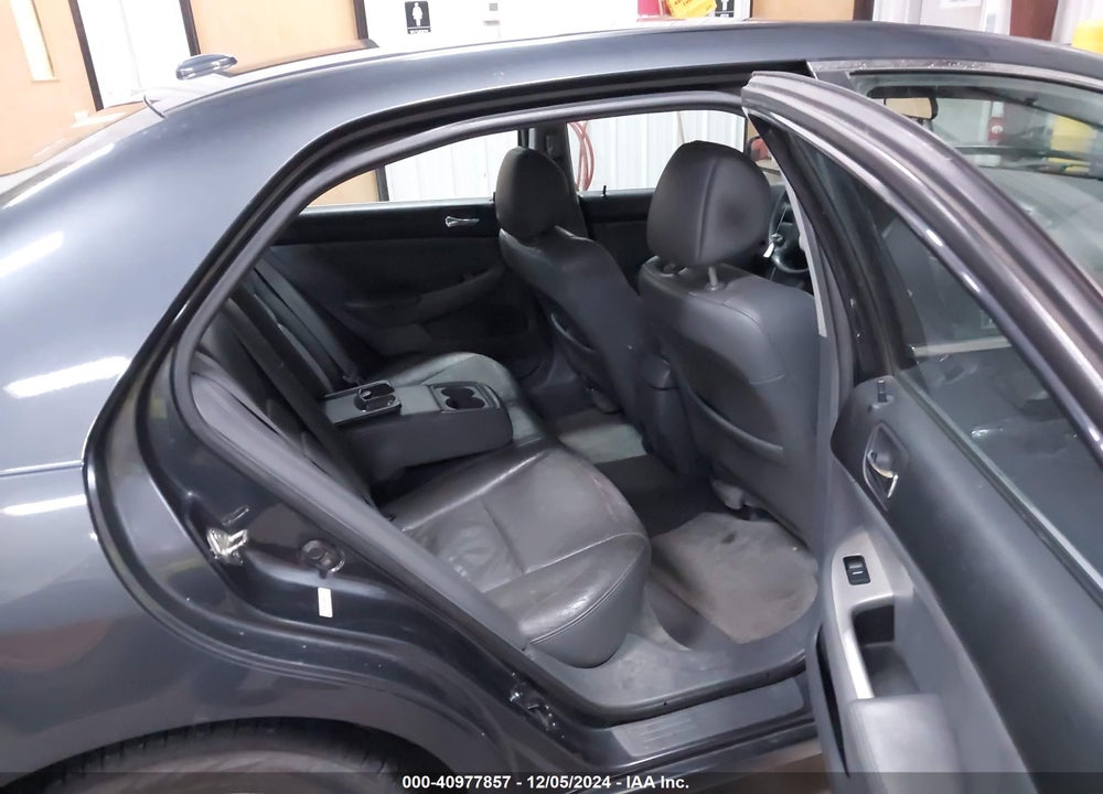 2005 HONDA ACCORD 3.0 EX VIN: 1HGCM66525A036959