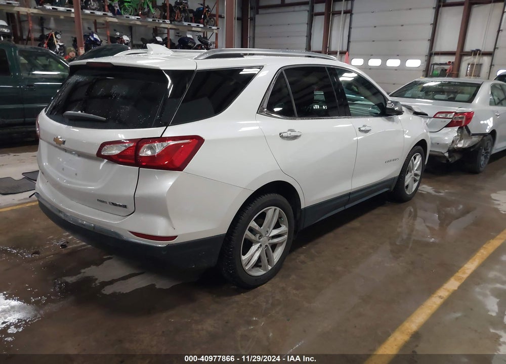 2018 CHEVROLET EQUINOX PREMIER VIN: 2GNAXVEV2J6176503