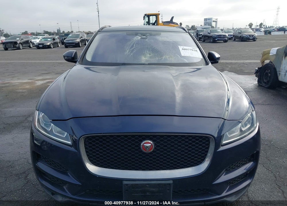 2017 JAGUAR F-PACE 35T PREMIUM VIN: SADCJ2BV7HA892868