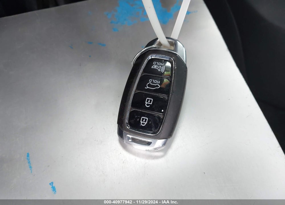 2019 HYUNDAI SANTA FE SEL VIN: 5NMS33AD3KH046931
