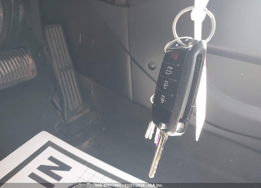 2016 KIA FORTE VIN: KNAFK5A86G5570973