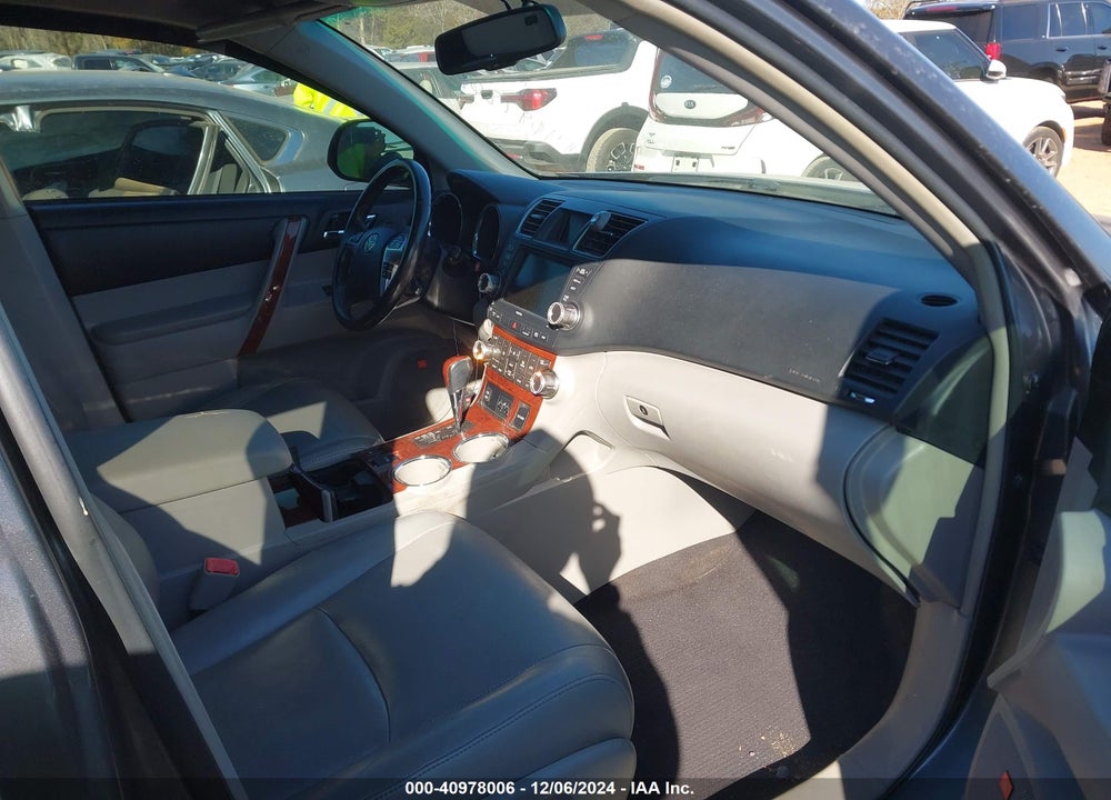 2011 TOYOTA HIGHLANDER LIMITED V6 VIN: 5TDDK3EH6BS091593