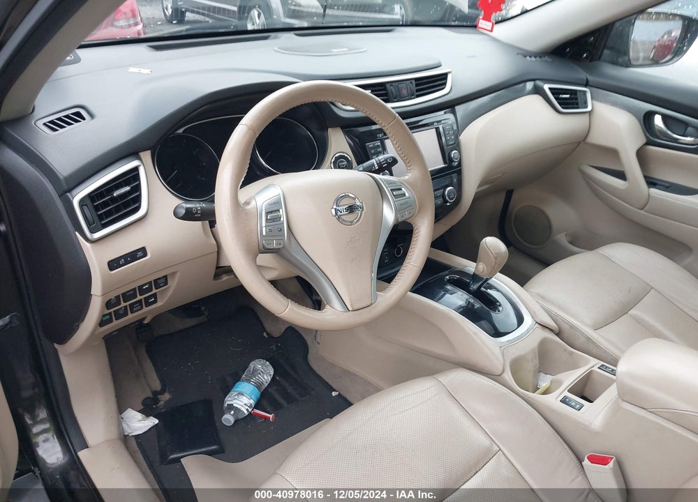 2015 NISSAN ROGUE SL VIN: 5N1AT2MV9FC823655