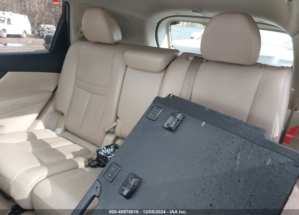2015 NISSAN ROGUE SL VIN: 5N1AT2MV9FC823655