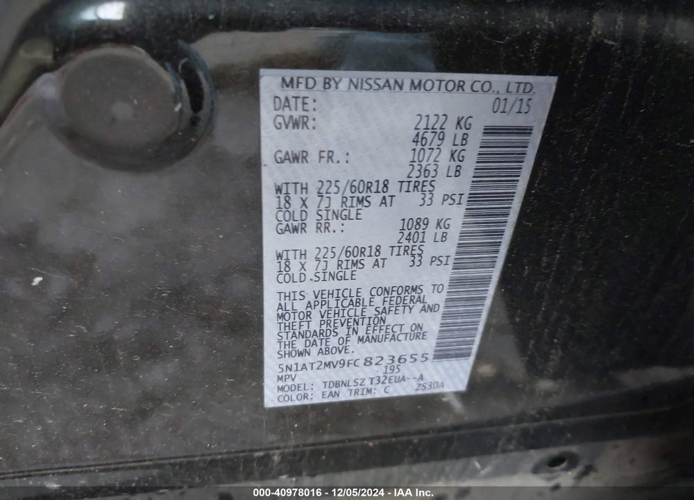 2015 NISSAN ROGUE SL VIN: 5N1AT2MV9FC823655