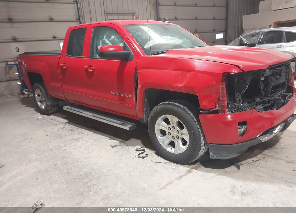 2017 CHEVROLET SILVERADO 1500 2LT VIN: 1GCVKREC5HZ364641