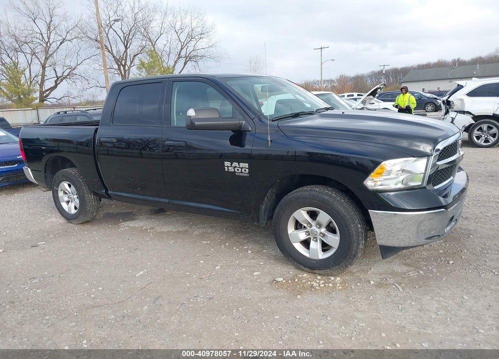 2023 RAM 1500 CLASSIC SLT 4X4 5'7 BOX VIN: 1C6RR7LG6PS518988