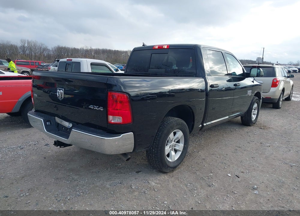 2023 RAM 1500 CLASSIC SLT 4X4 5'7 BOX VIN: 1C6RR7LG6PS518988