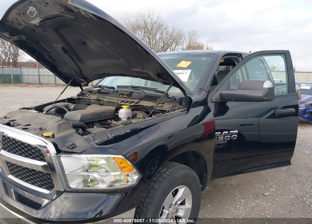 2023 RAM 1500 CLASSIC SLT 4X4 5'7 BOX VIN: 1C6RR7LG6PS518988