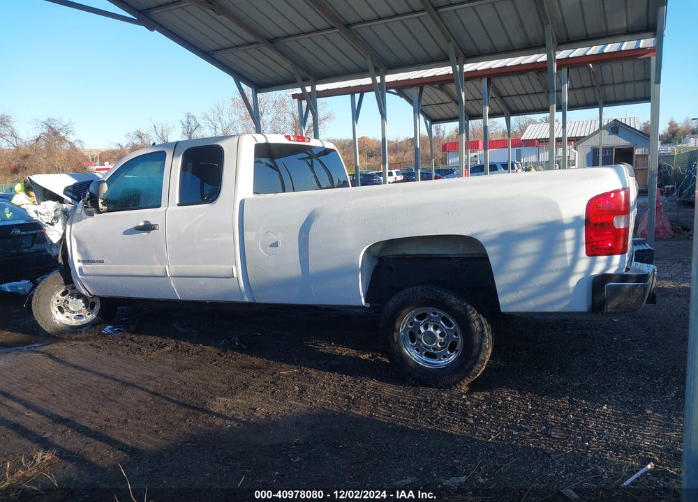 2008 CHEVROLET SILVERADO 2500HD LT1 VIN: 1GCHK29K88E110029