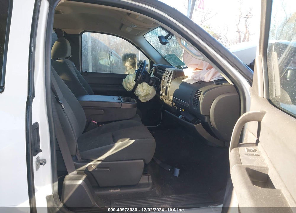 2008 CHEVROLET SILVERADO 2500HD LT1 VIN: 1GCHK29K88E110029