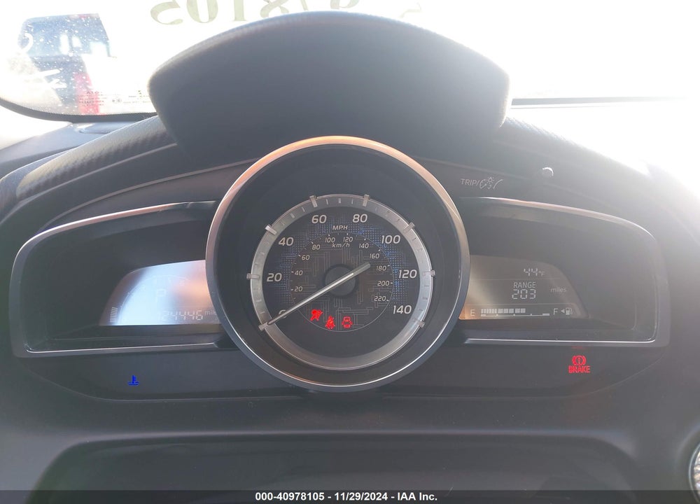 2016 SCION IA VIN: 3MYDLBZV7GY137621