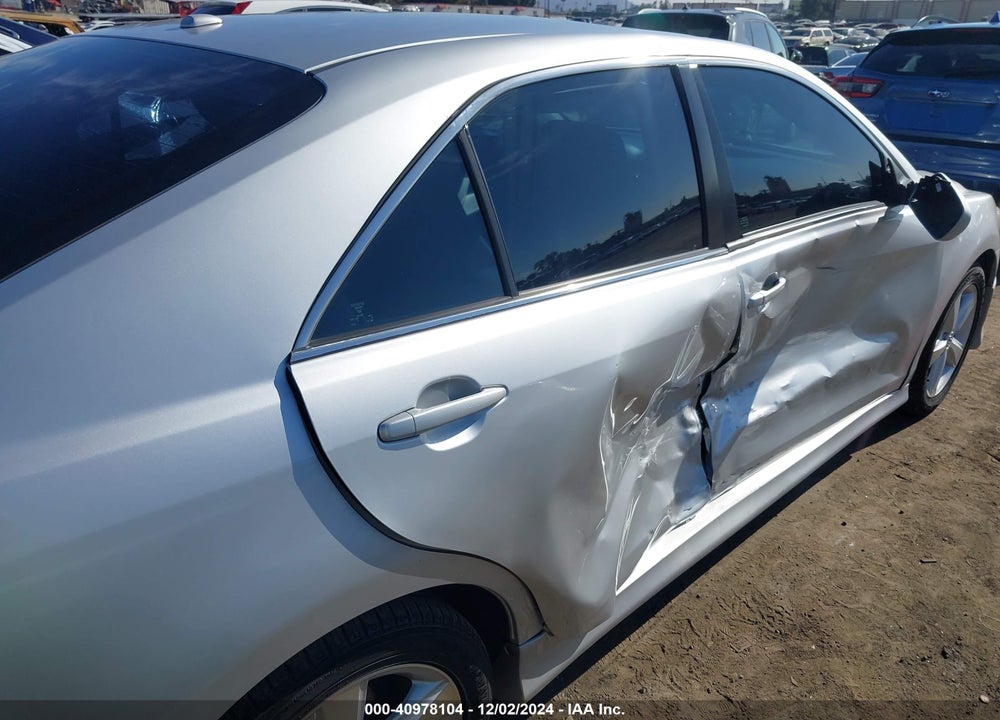 2010 TOYOTA CAMRY SE VIN: 4T1BF3EK7AU012039