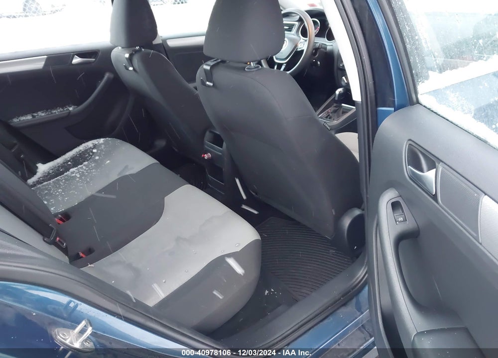 2017 VOLKSWAGEN JETTA 1.4T S VIN: 3VW2B7AJXHM379064