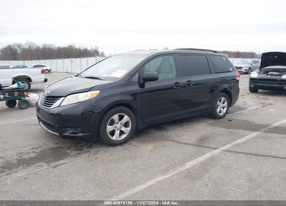 2011 TOYOTA SIENNA LE V6 VIN: 5TDKK3DC9BS065731