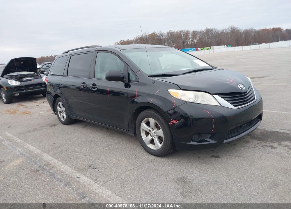2011 TOYOTA SIENNA LE V6 VIN: 5TDKK3DC9BS065731