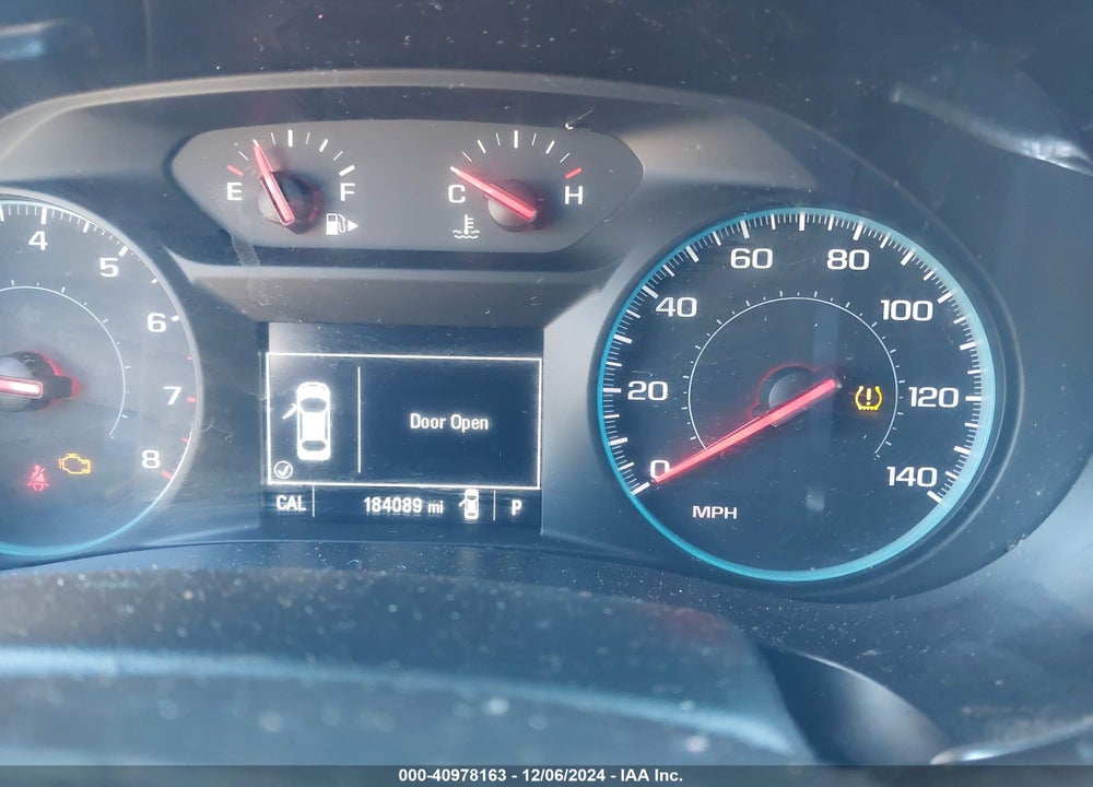 2018 CHEVROLET MALIBU VIN: 1G1ZD5ST5JF249563