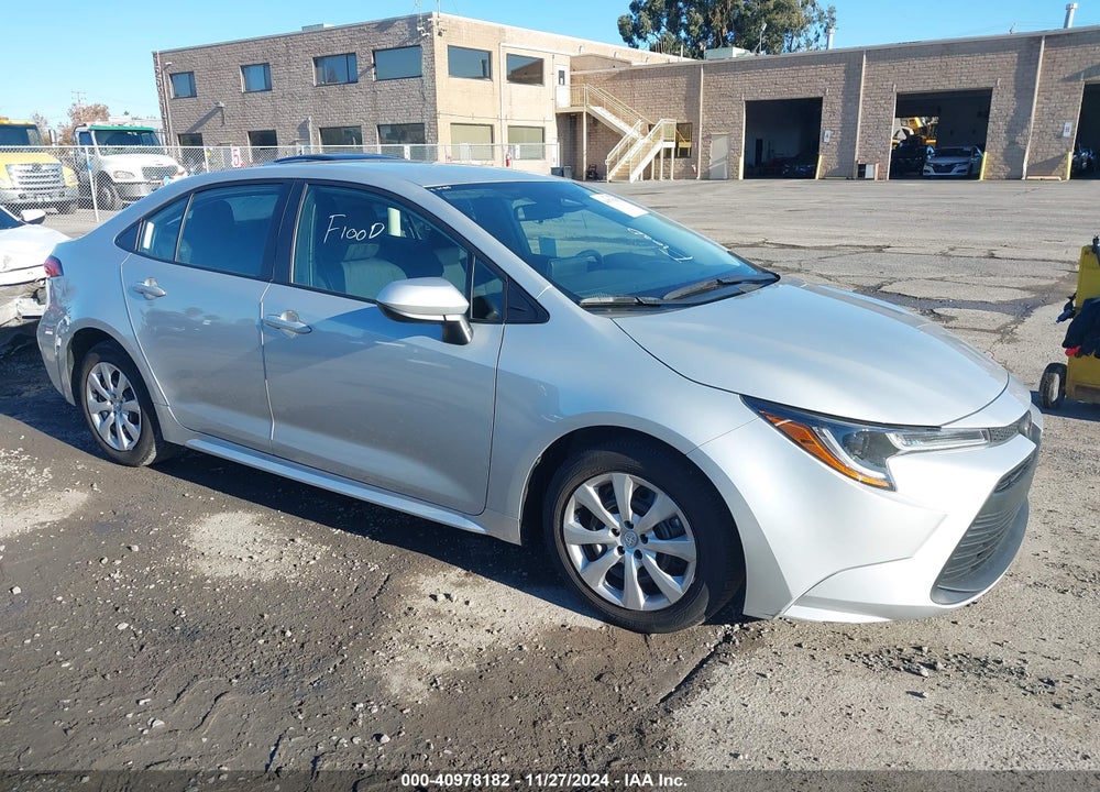 2024 TOYOTA COROLLA LE VIN: 5YFB4MDE2RP164167