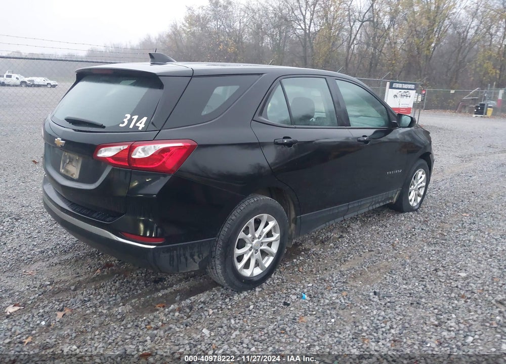 2018 CHEVROLET EQUINOX LS VIN: 2GNAXHEV6J6200304