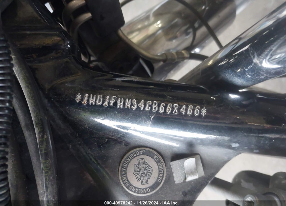 2016 HARLEY-DAVIDSON FLHP POLICE ROAD KING VIN: 1HD1FHM34GB668466