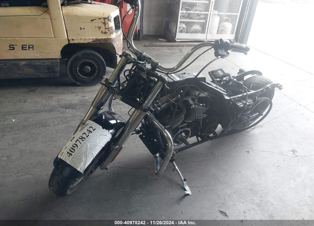 2016 HARLEY-DAVIDSON FLHP POLICE ROAD KING VIN: 1HD1FHM34GB668466