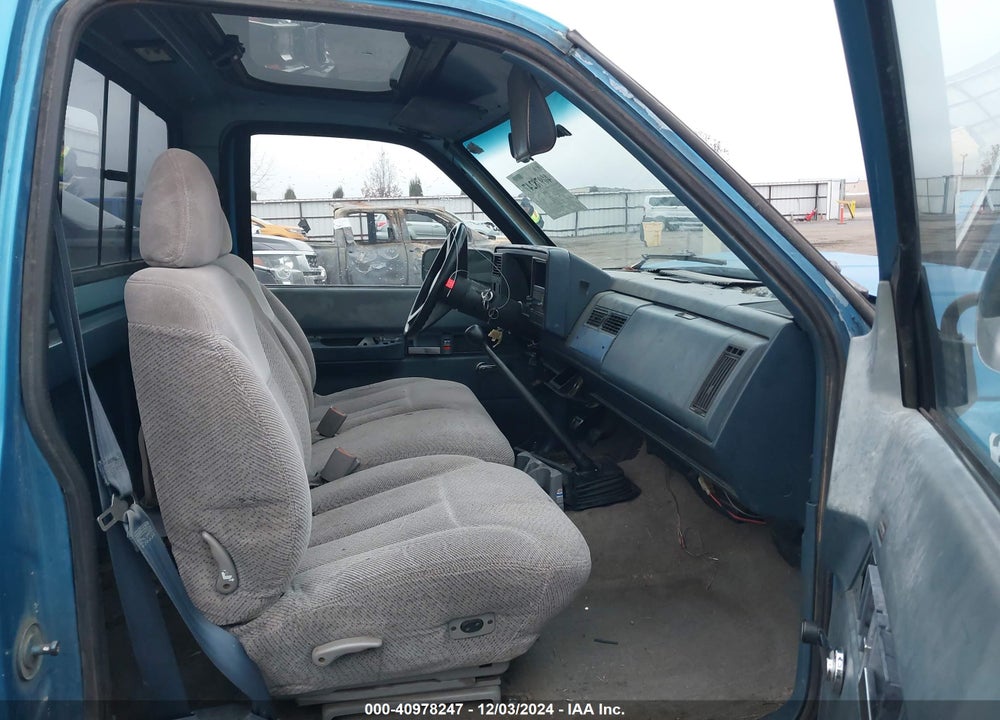 1991 CHEVROLET GMT-400 C1500 VIN: 1GCDC14Z8ME196253