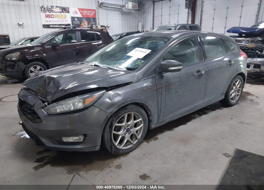 2015 FORD FOCUS SE VIN: 1FADP3K24FL334459