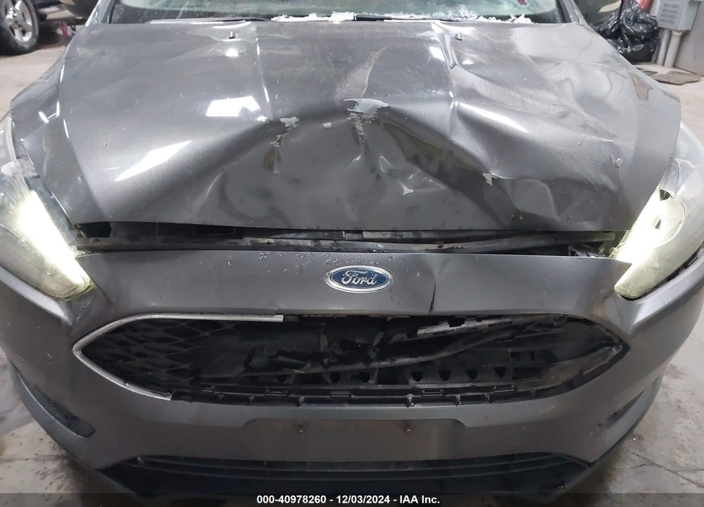 2015 FORD FOCUS SE VIN: 1FADP3K24FL334459