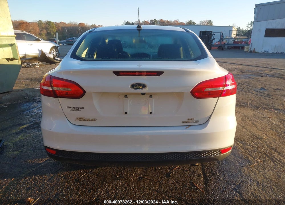2015 FORD FOCUS SE VIN: 1FADP3F22FL282677