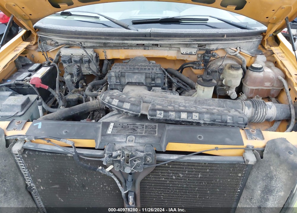 2007 FORD F-150 XL/XLT VIN: 1FTVF12587NA67400