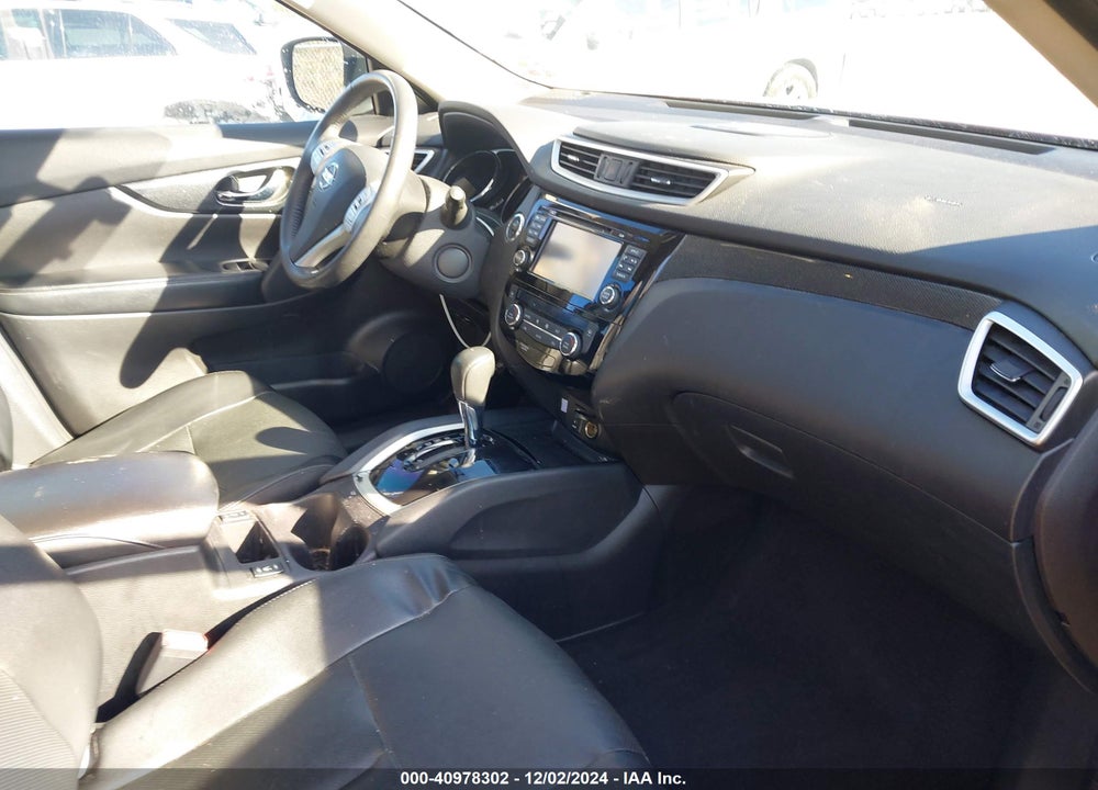 2016 NISSAN ROGUE SL VIN: 5N1AT2MT0GC819865