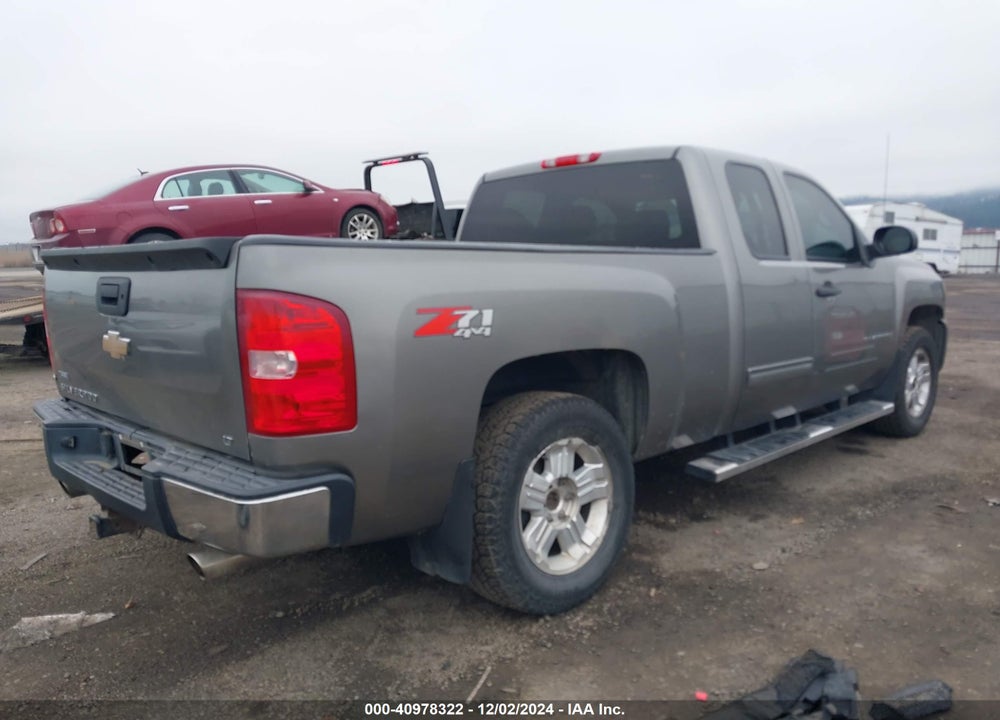 2009 CHEVROLET SILVERADO 1500 LT VIN: 1GCEK290X9Z131105