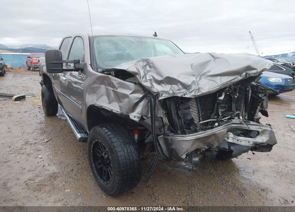 2013 GMC SIERRA 2500HD VIN: 1GT125E87DF115899