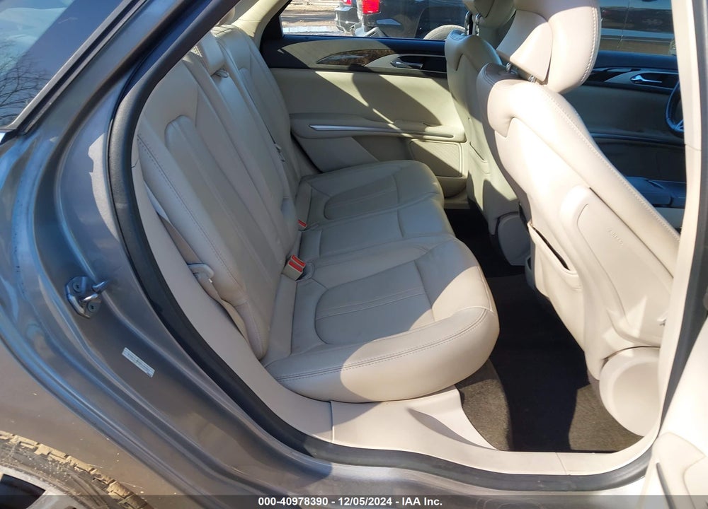 2016 LINCOLN MKZ VIN: 3LN6L2J99GR620863