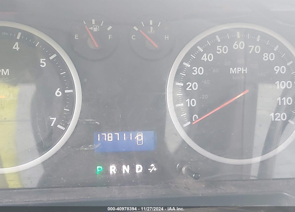 2012 RAM 1500 ST VIN: 3C6JD6AT8CG271092