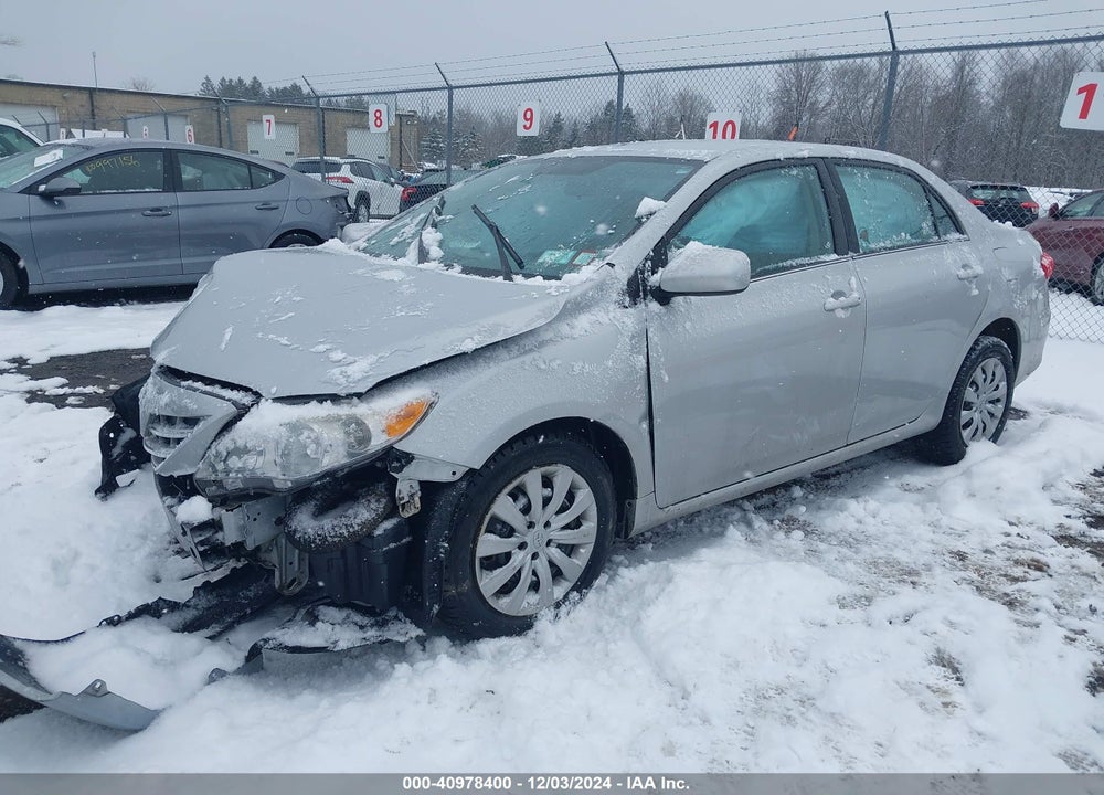 2013 TOYOTA COROLLA LE VIN: 2T1BU4EE6DC077086