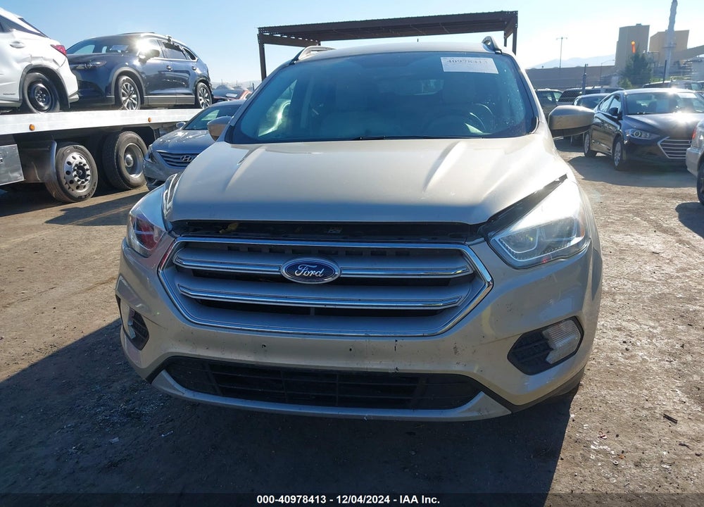 2018 FORD ESCAPE SEL VIN: 1FMCU0HD7JUA42504
