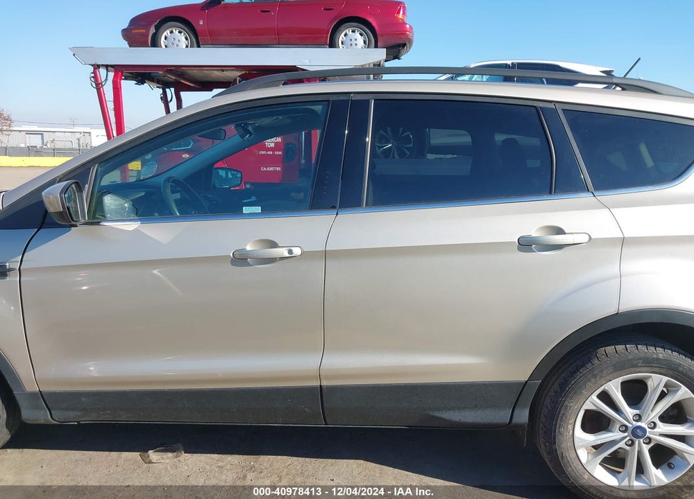 2018 FORD ESCAPE SEL VIN: 1FMCU0HD7JUA42504