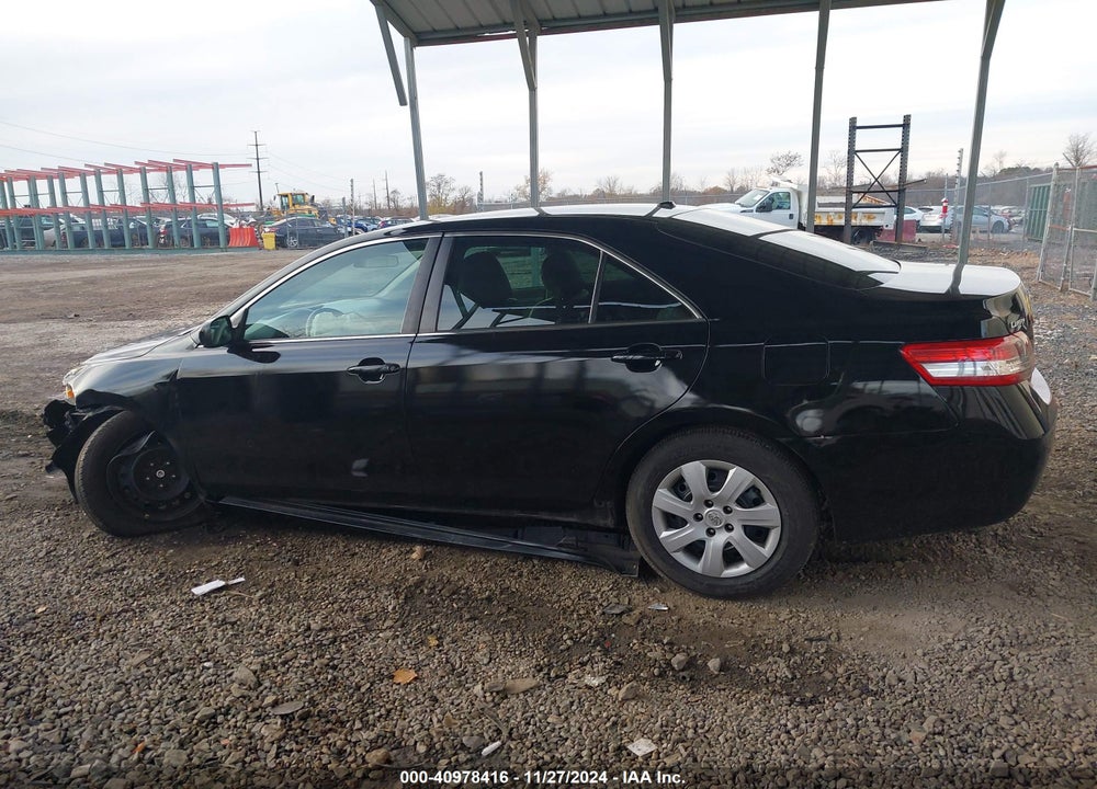 2011 TOYOTA CAMRY LE VIN: 4T1BF3EK1BU138642