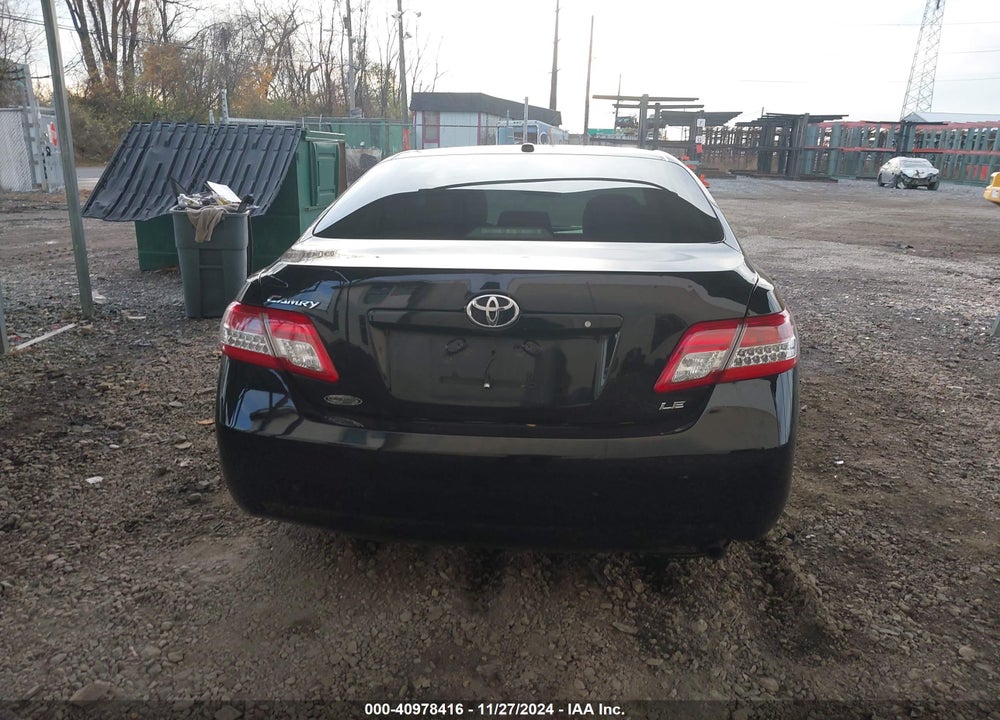 2011 TOYOTA CAMRY LE VIN: 4T1BF3EK1BU138642