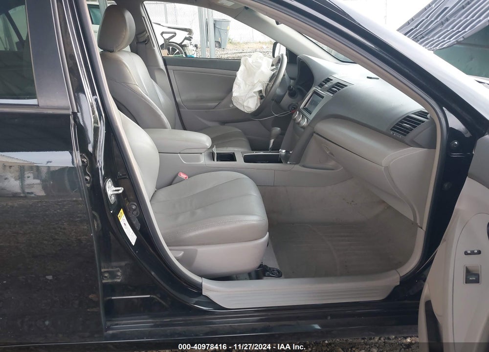 2011 TOYOTA CAMRY LE VIN: 4T1BF3EK1BU138642