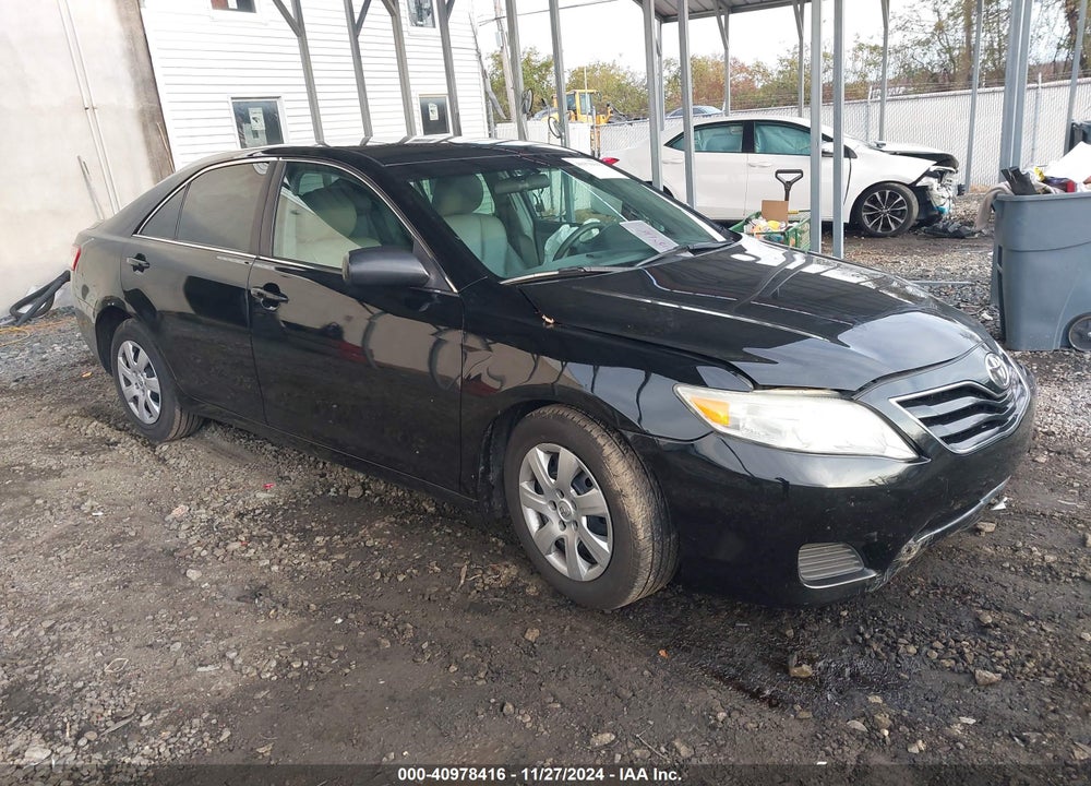 2011 TOYOTA CAMRY LE VIN: 4T1BF3EK1BU138642
