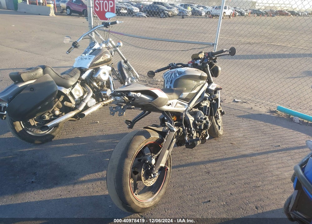 2020 TRIUMPH MOTORCYCLE STREET TRIPLE RS VIN: SMTA554S7LT976795