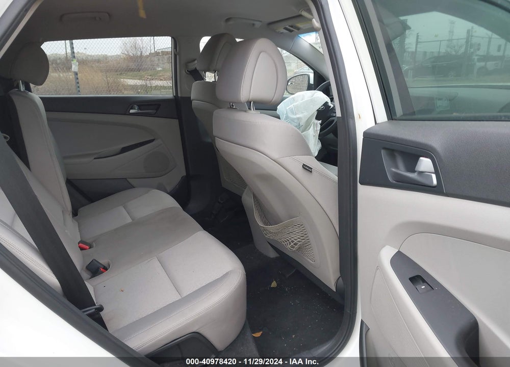 2016 HYUNDAI TUCSON VIN: KM8J3CA46GU105087
