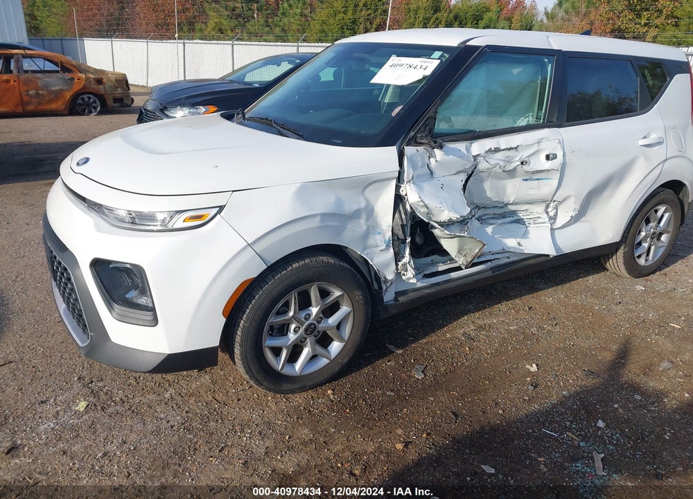 2021 KIA SOUL !/+/S VIN: KNDJ23AUXM7752898