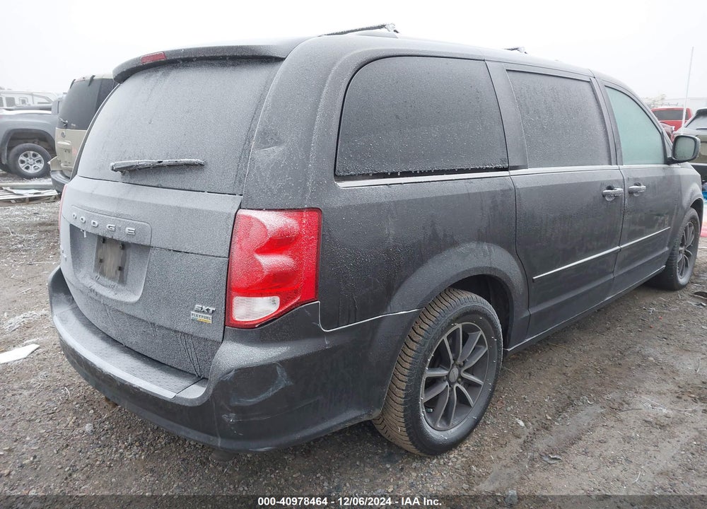 2017 DODGE GRAND CARAVAN SXT VIN: 2C4RDGCG7HR755161