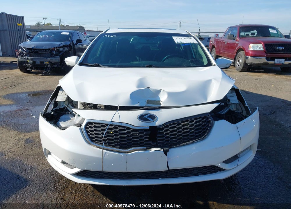 2016 KIA FORTE EX VIN: KNAFZ4A85G5577919